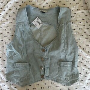 Brand new aerie denim vest NWT